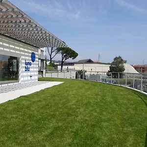 https://luna-blu.hotelitalianriviera.com